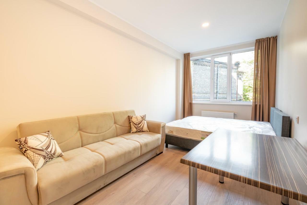 Centra Expresis Apartment Riga Ngoại thất bức ảnh