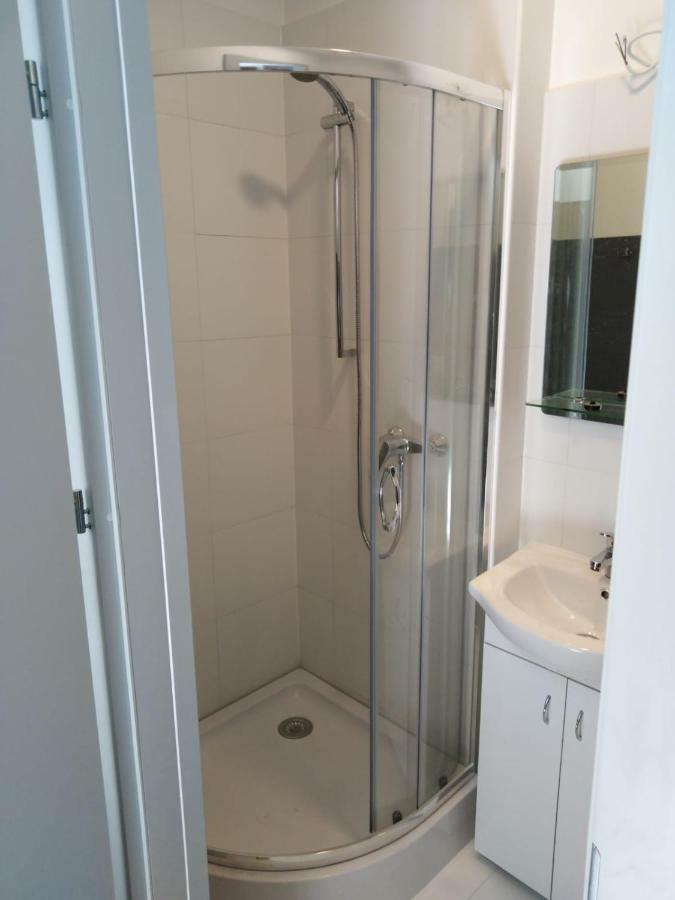 Centra Expresis Apartment Riga Ngoại thất bức ảnh