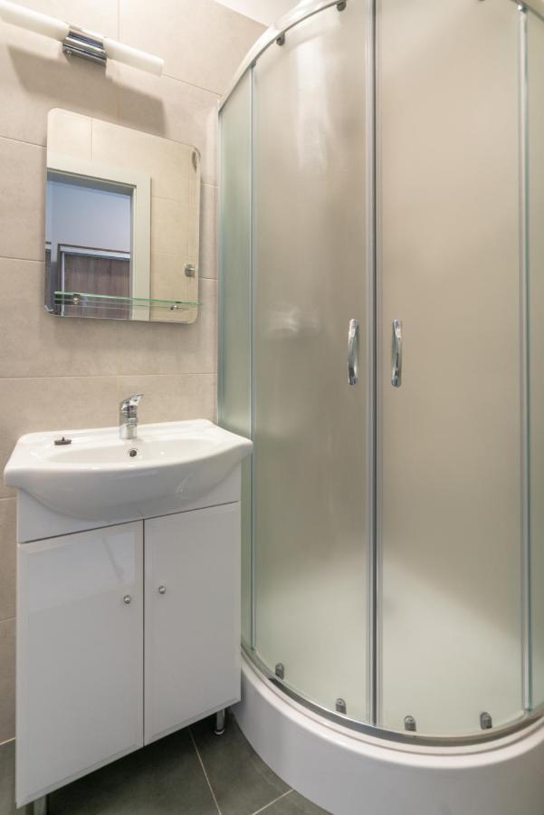 Centra Expresis Apartment Riga Ngoại thất bức ảnh
